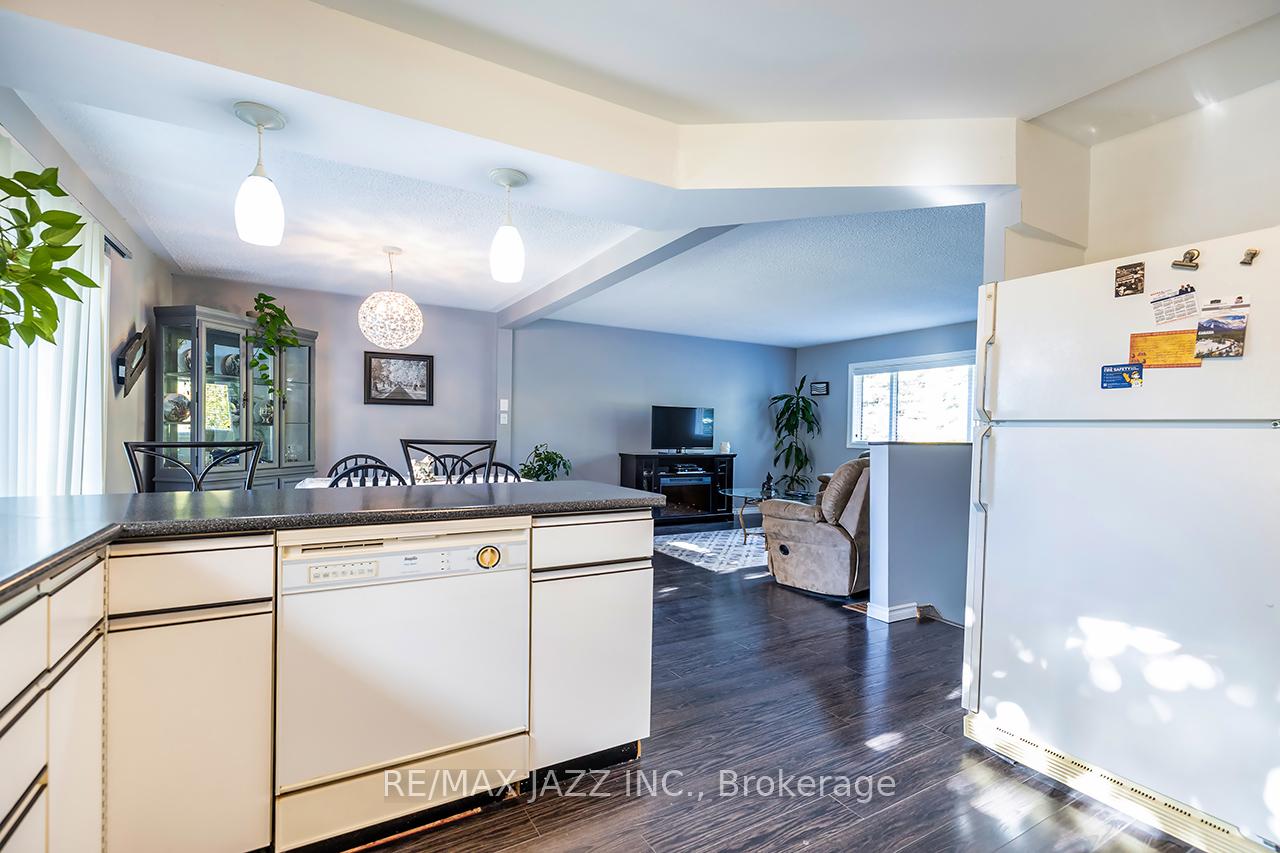 Photo 11 of 2552 Van Luven Road, Hamilton Township, Baltimore — HOMEH