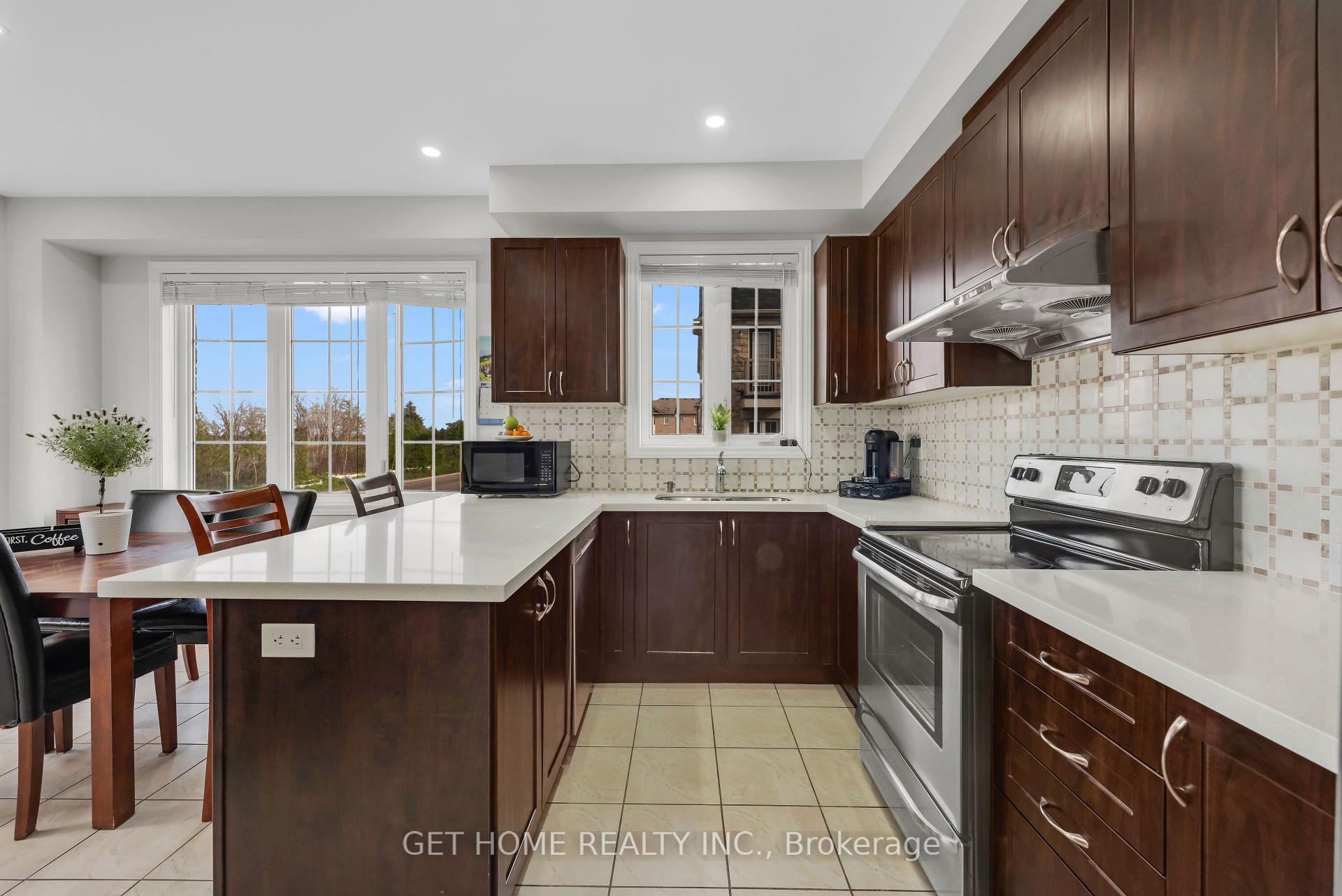 Photo 21 of 21 Rabbit Run Way, Brampton, Heart Lake — HOMEH