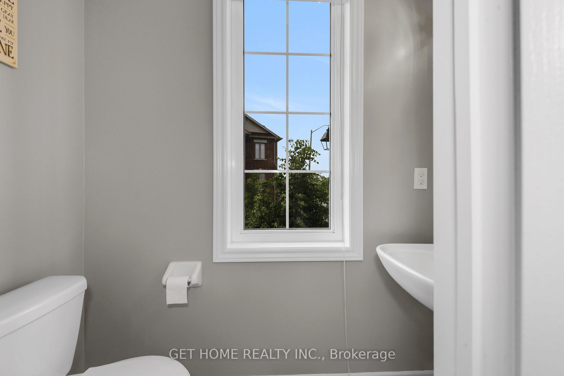 Photo 29 of 21 Rabbit Run Way, Brampton, Heart Lake — HOMEH