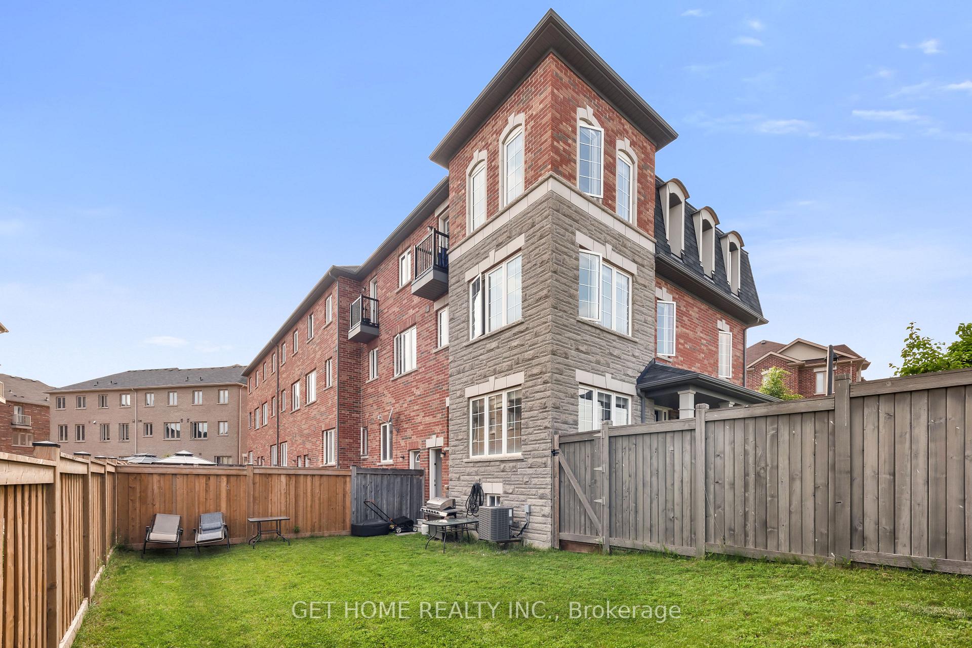 Photo 46 of 21 Rabbit Run Way, Brampton, Heart Lake — HOMEH