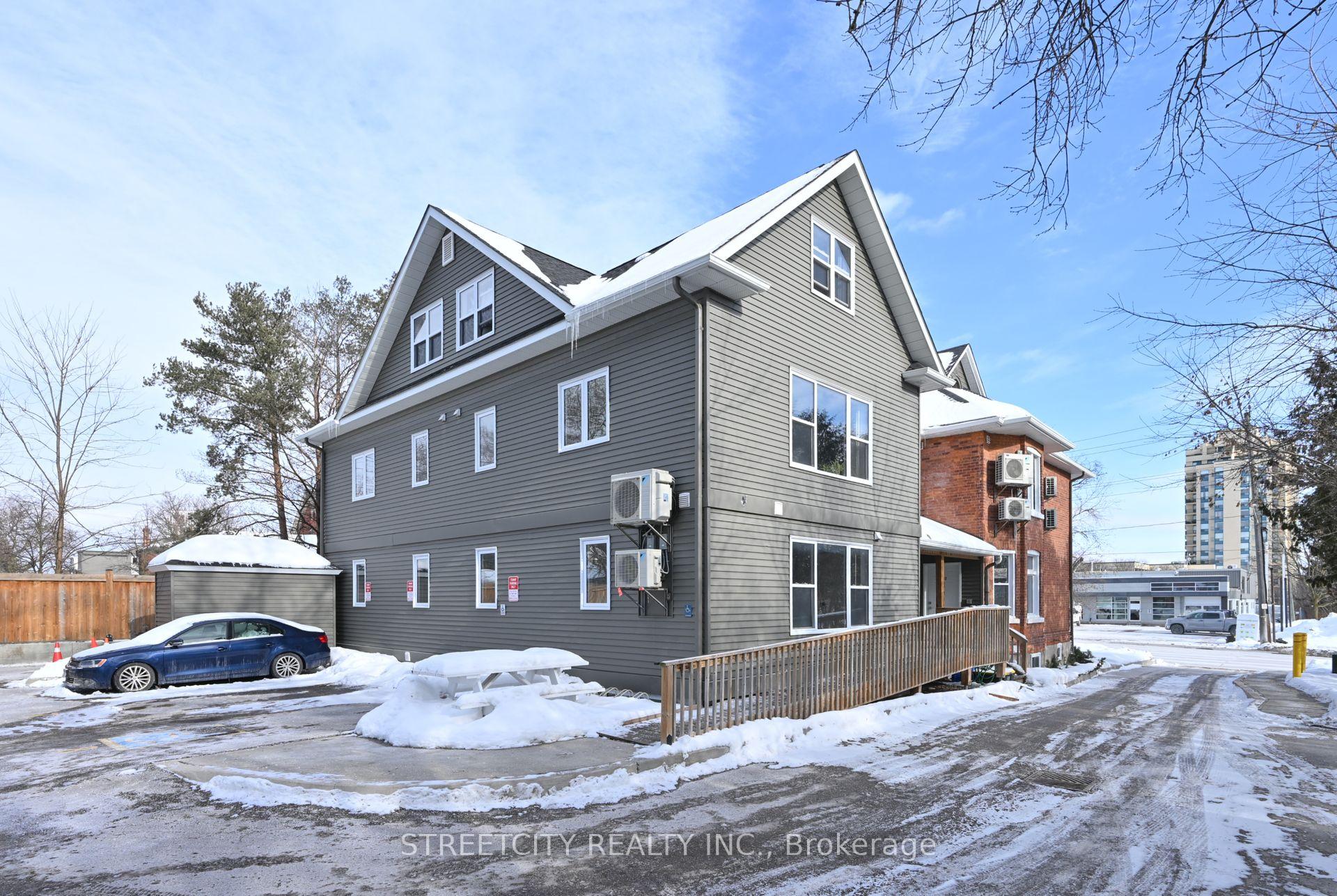 Photo 2 of Unit B2, 170 Bradford Street, Barrie, City Centre — HOMEH