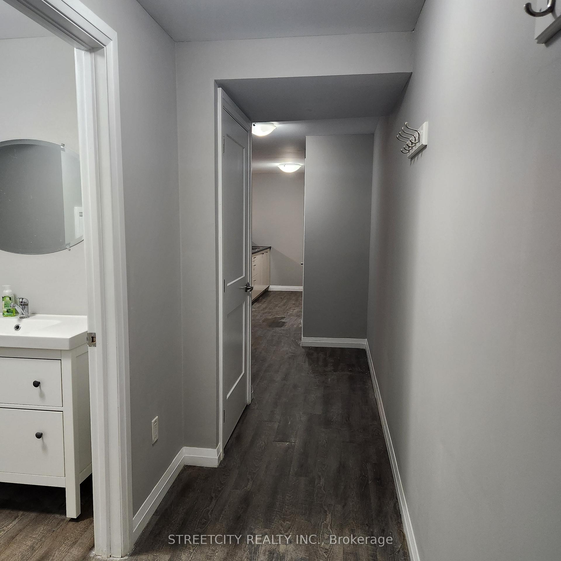Photo 6 of Unit B2, 170 Bradford Street, Barrie, City Centre — HOMEH