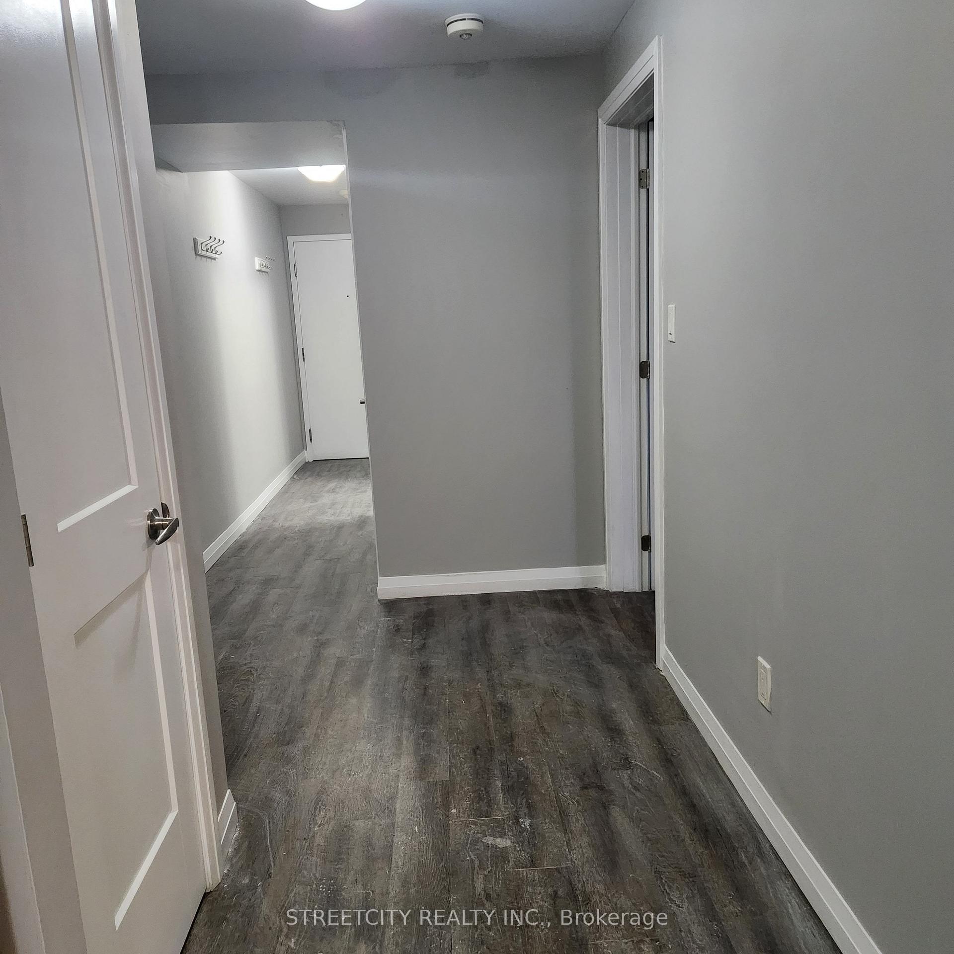 Photo 14 of Unit B2, 170 Bradford Street, Barrie, City Centre — HOMEH