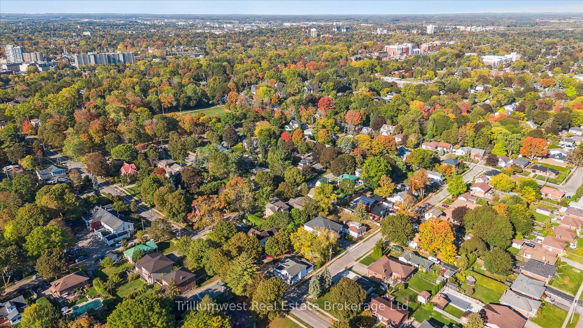 Photo 9 of 18 Jane Street, Guelph, St. George's — HOMEH
