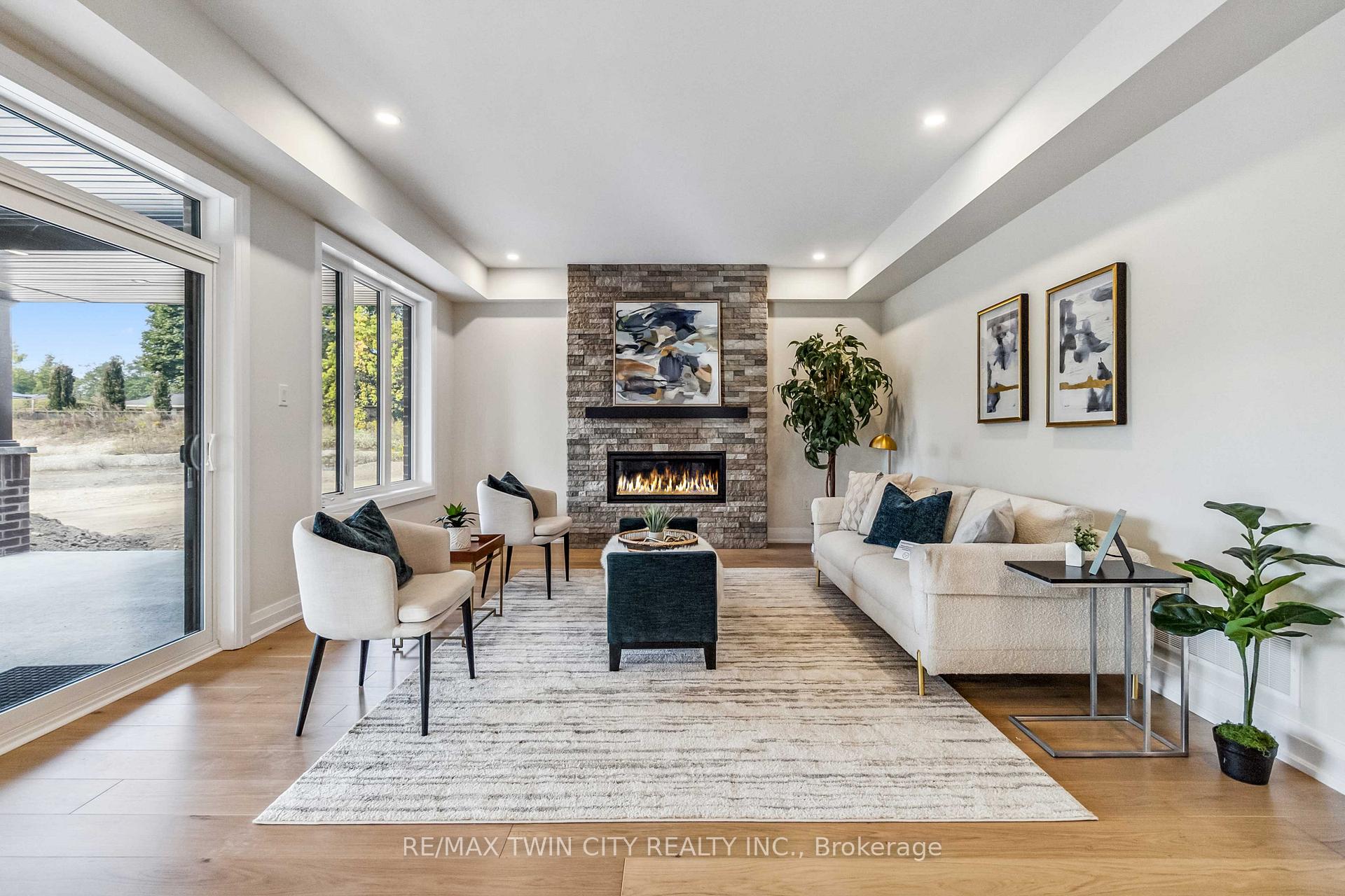 Photo 8 of 46 Mears Place, Brant, Brantford Twp — HOMEH