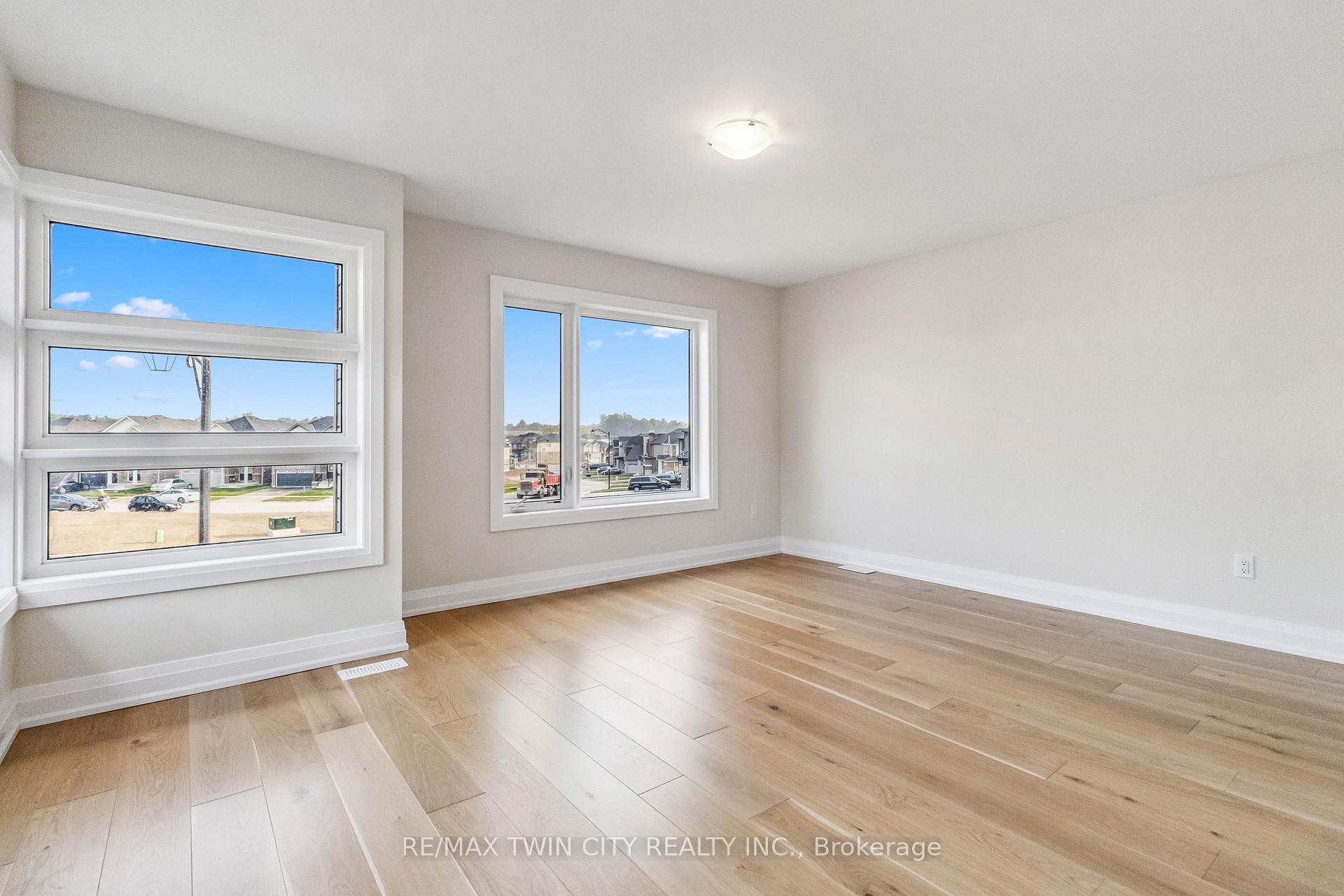 Photo 19 of 46 Mears Place, Brant, Brantford Twp — HOMEH