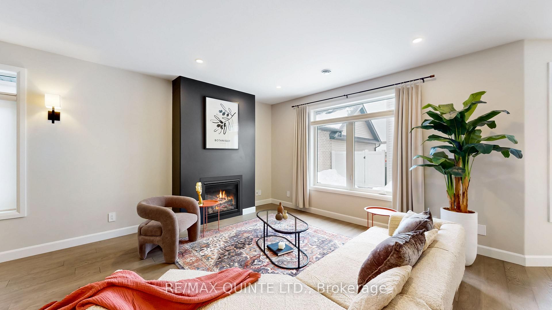 Photo 11 of 88 Riverstone Way, Belleville, Thurlow Ward — HOMEH