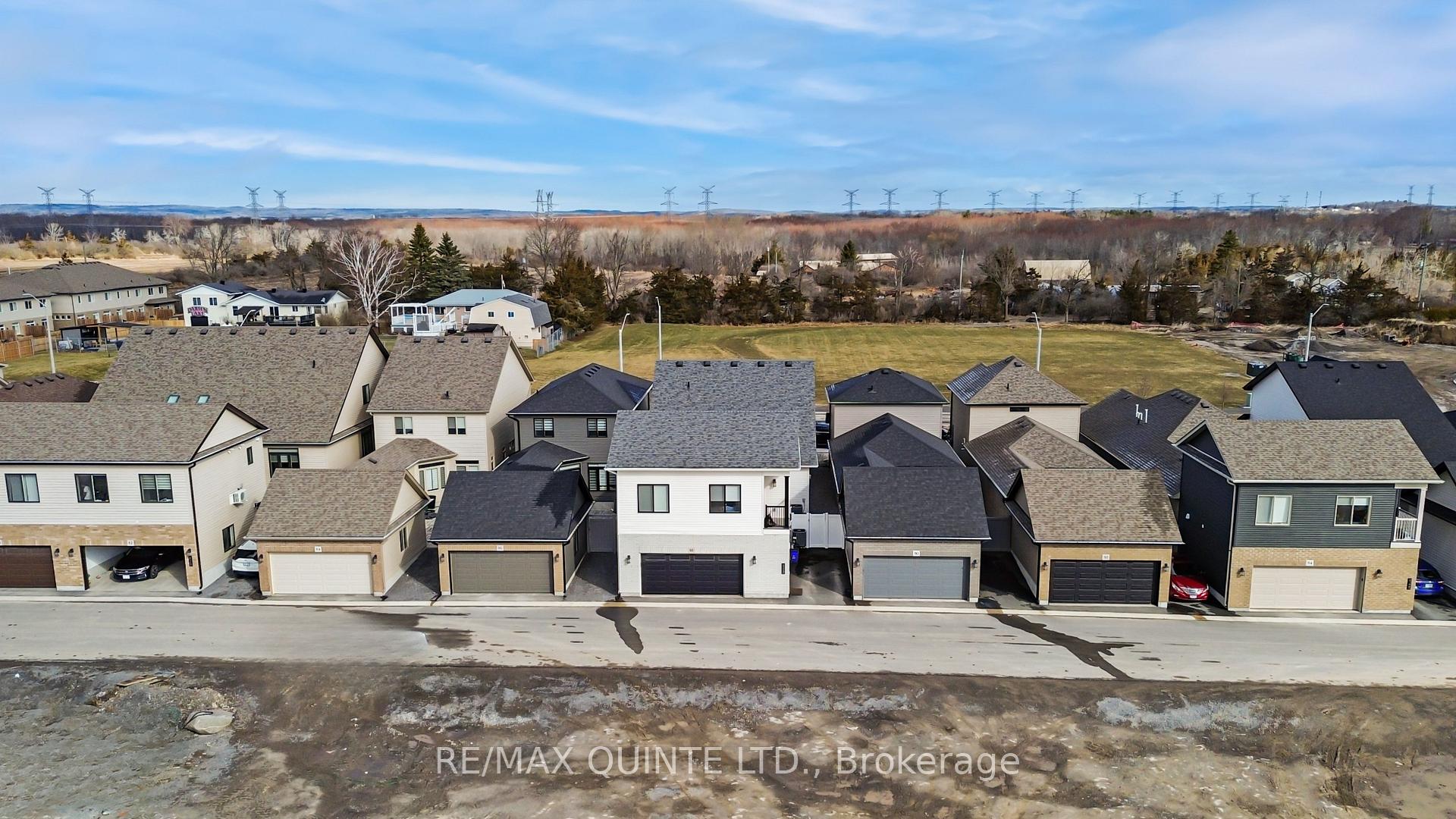 Photo 49 of 88 Riverstone Way, Belleville, Thurlow Ward — HOMEH