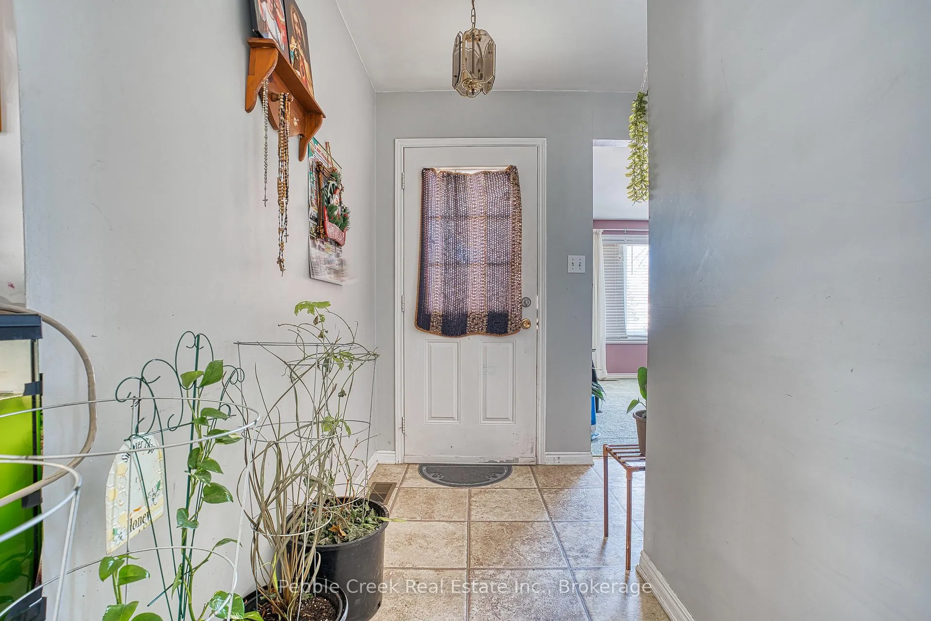 Photo 2 of 189 Hincks Street, Goderich, Goderich (Town) — HOMEH