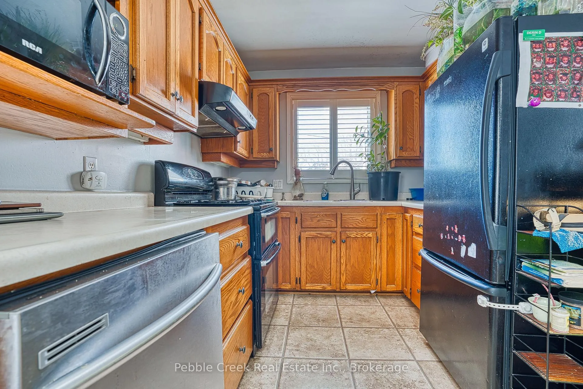 Photo 8 of 189 Hincks Street, Goderich, Goderich (Town) — HOMEH