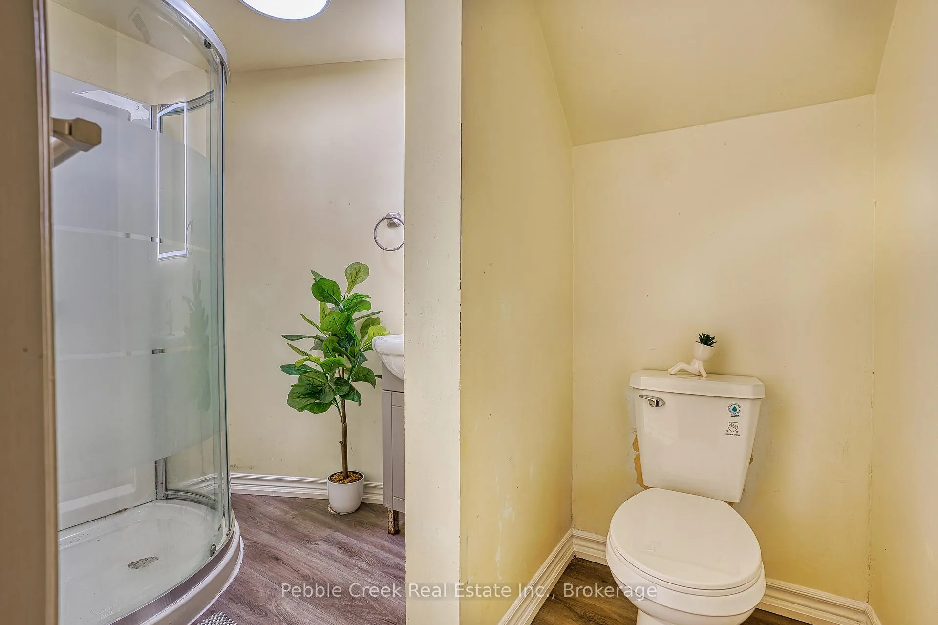 Photo 24 of 189 Hincks Street, Goderich, Goderich (Town) — HOMEH