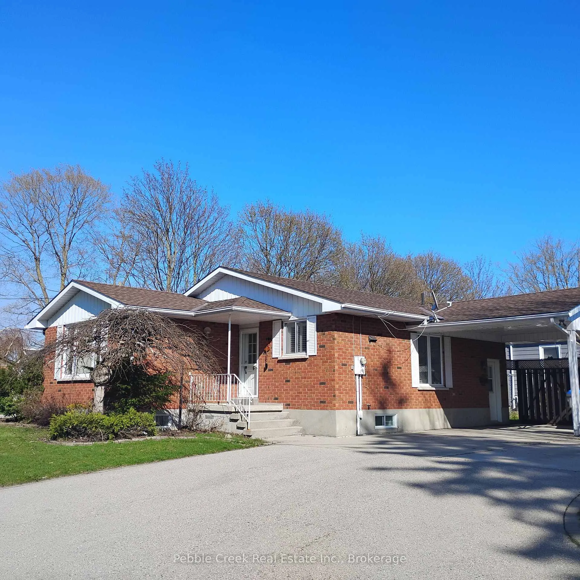 Photo 28 of 189 Hincks Street, Goderich, Goderich (Town) — HOMEH