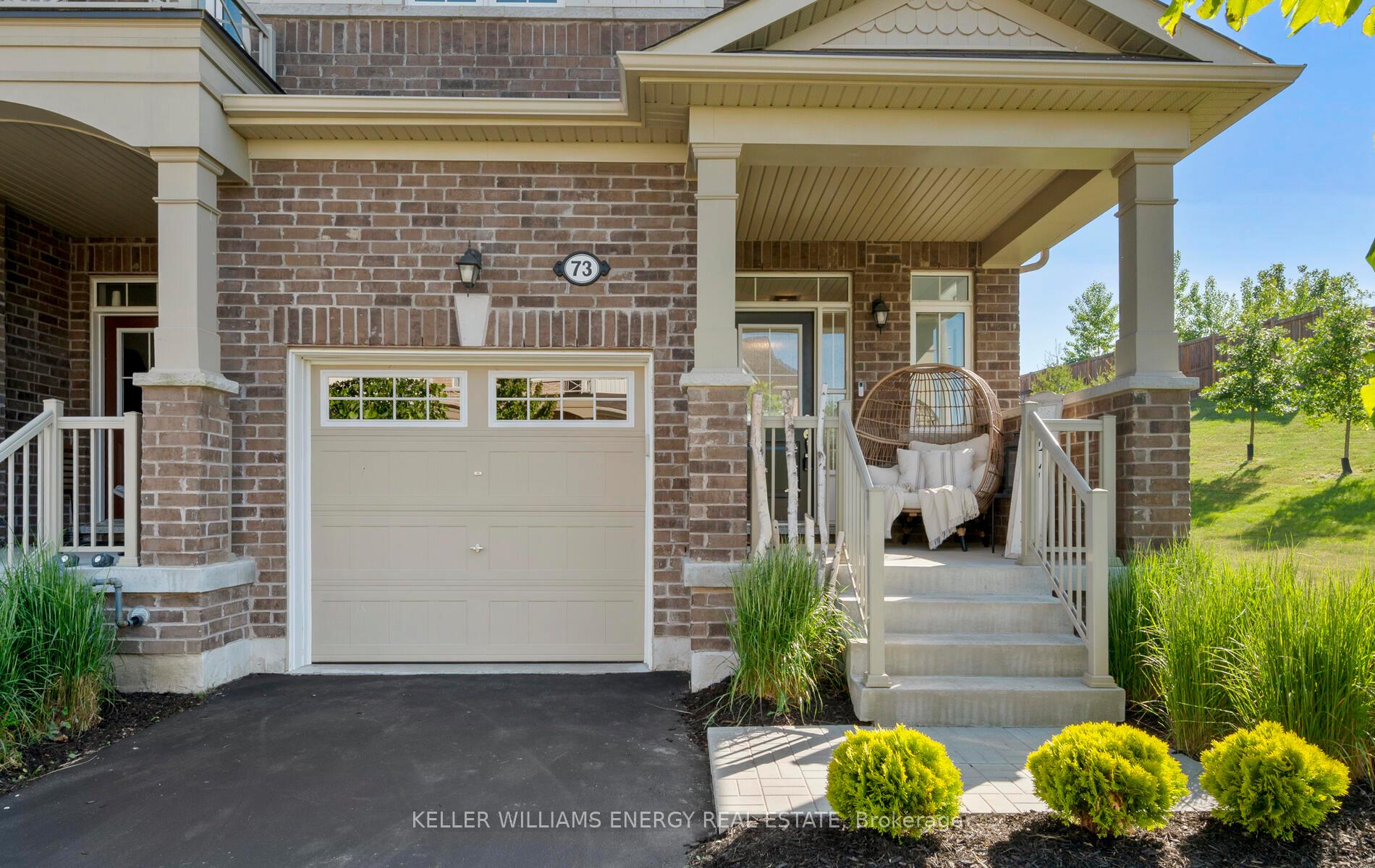 Photo 3 of 73 Brent Crescent, Clarington, Bowmanville — HOMEH