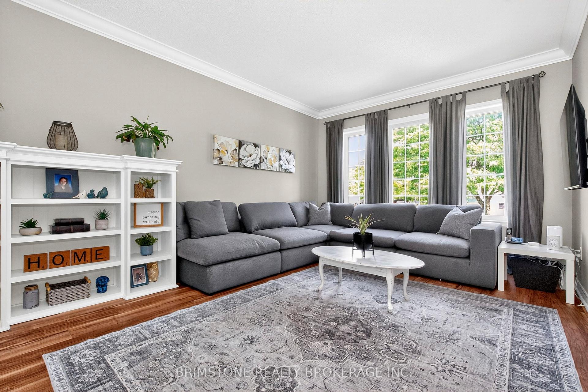 Photo 18 of 63 Prince George Crescent, Barrie, Innis-Shore — HOMEH
