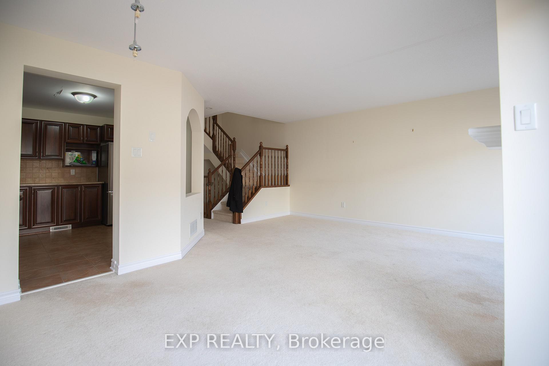 Photo 9 of 115 Garrity Crescent, Ottawa, Barrhaven - Strandherd — HOMEH