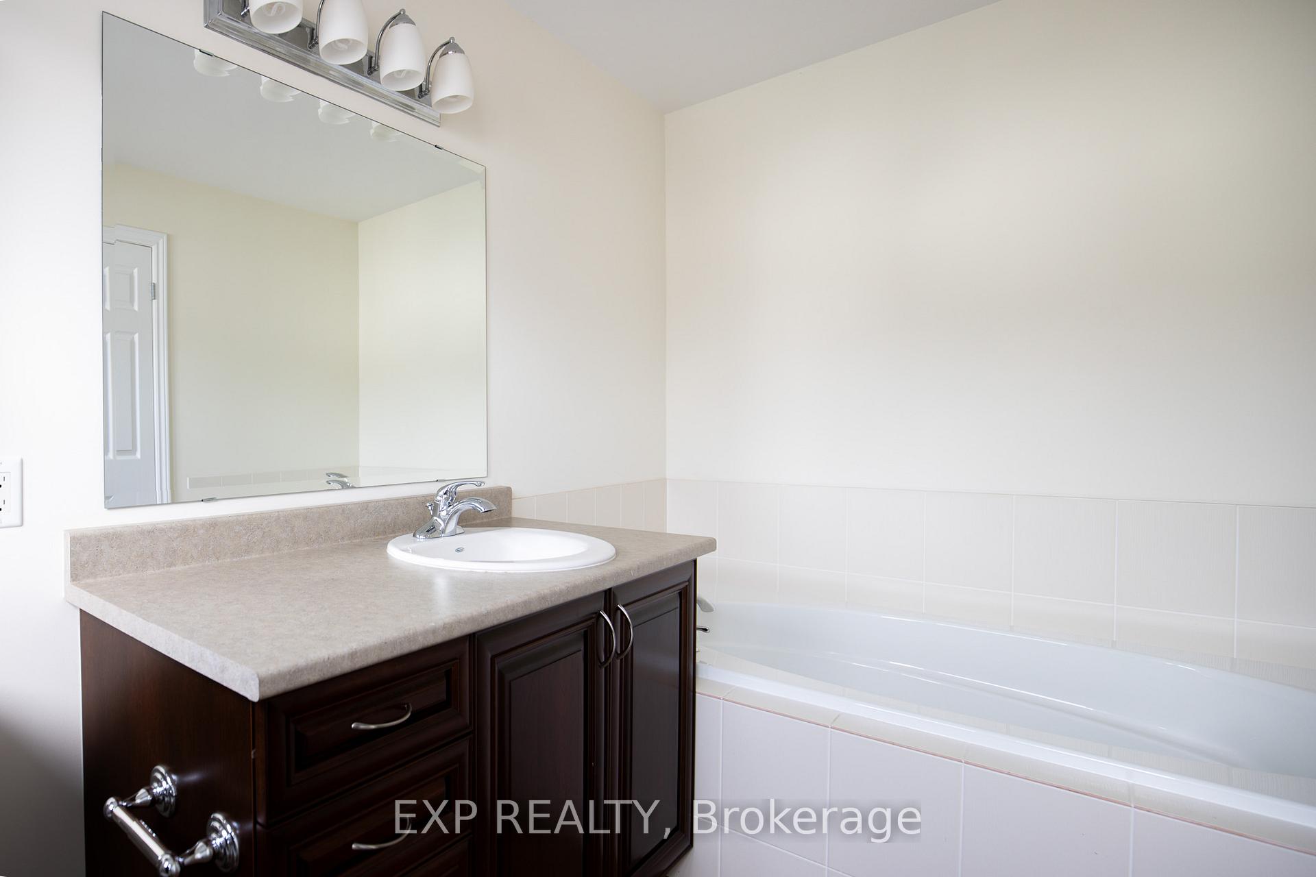 Photo 32 of 115 Garrity Crescent, Ottawa, Barrhaven - Strandherd — HOMEH