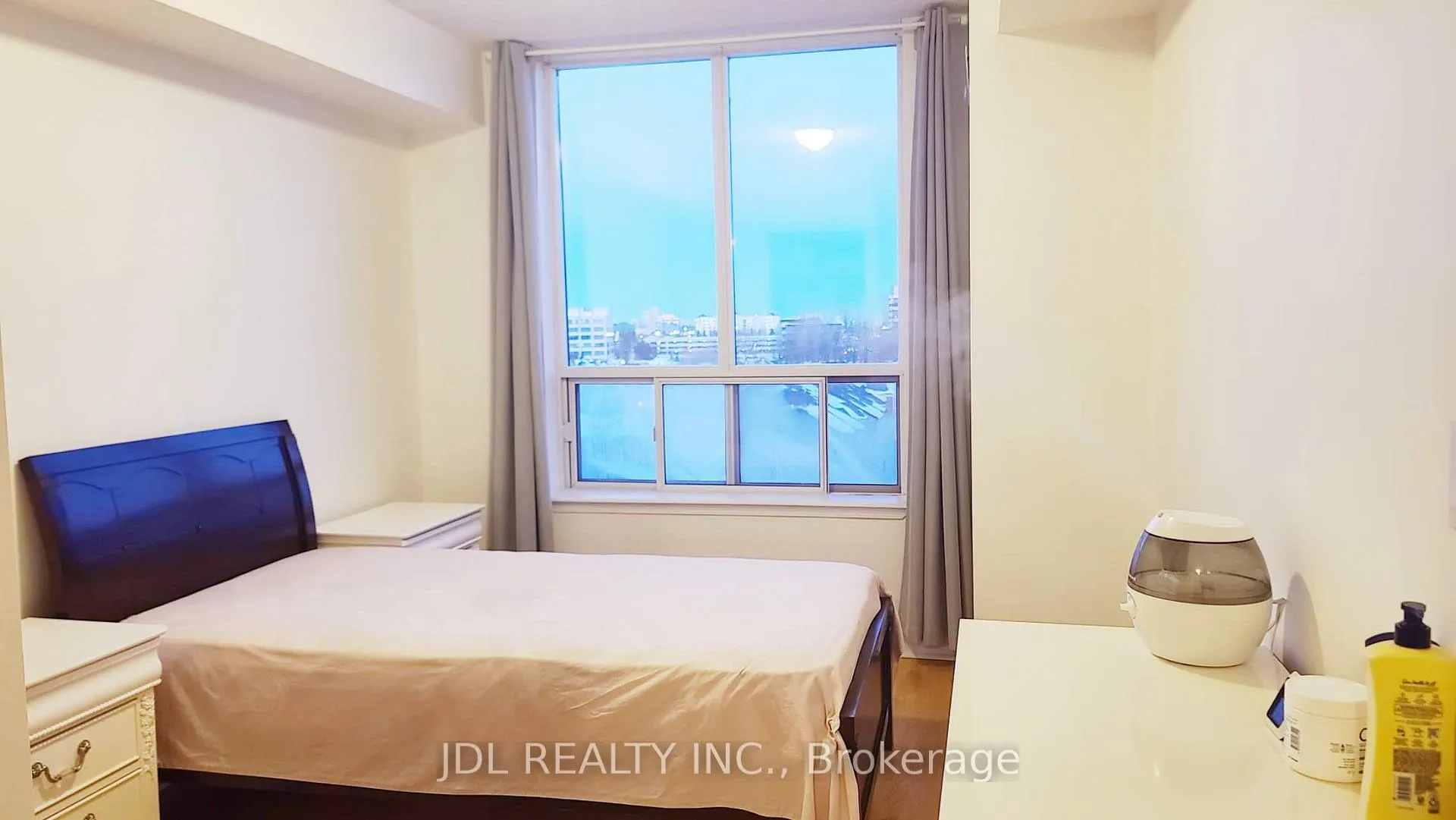 Photo 10 of Unit 701, 25 Times Ave, Markham, Commerce Valley — HOMEH