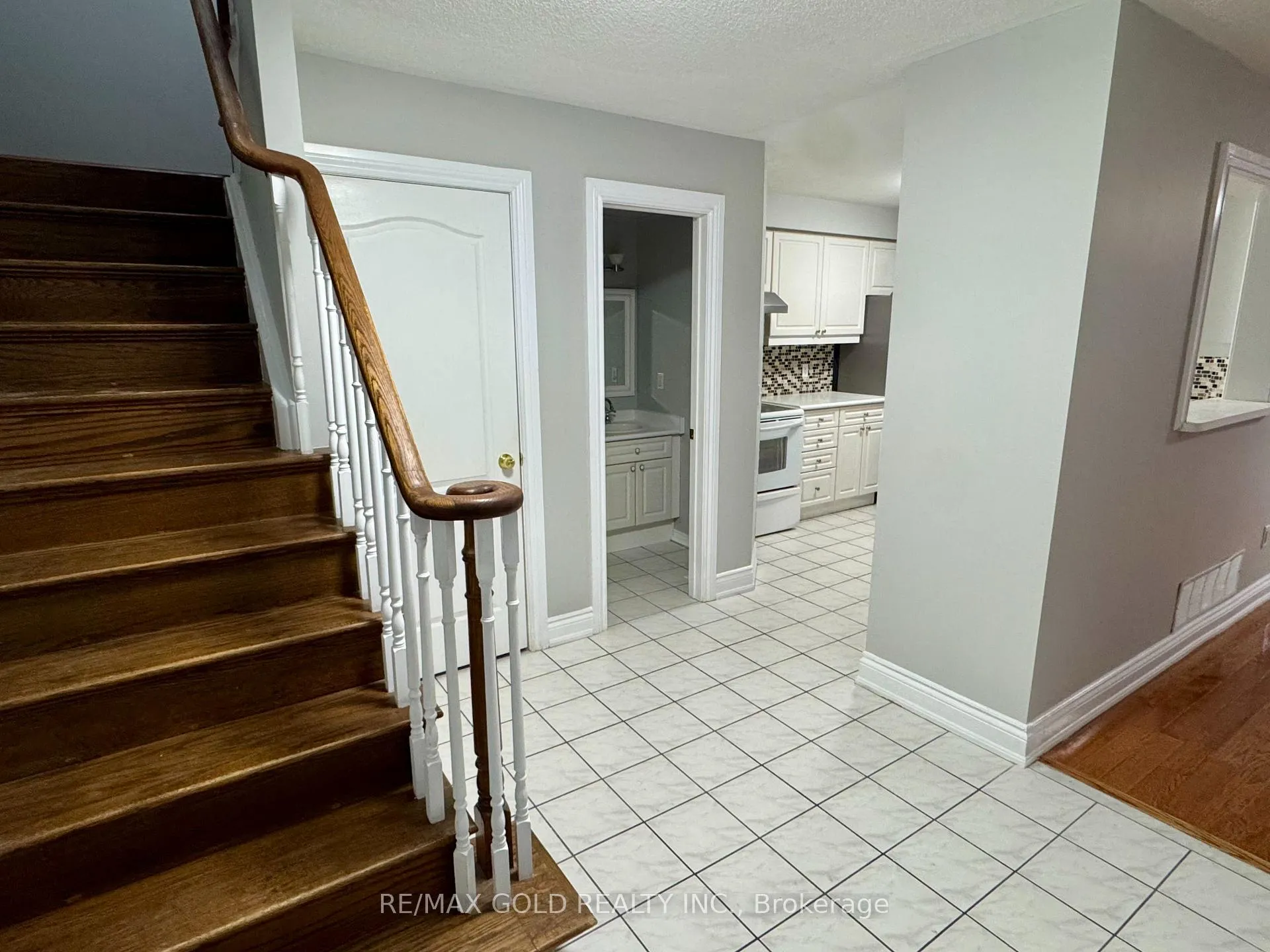 Photo 41 of 9 Upwood Place, Brampton, Sandringham-Wellington — HOMEH