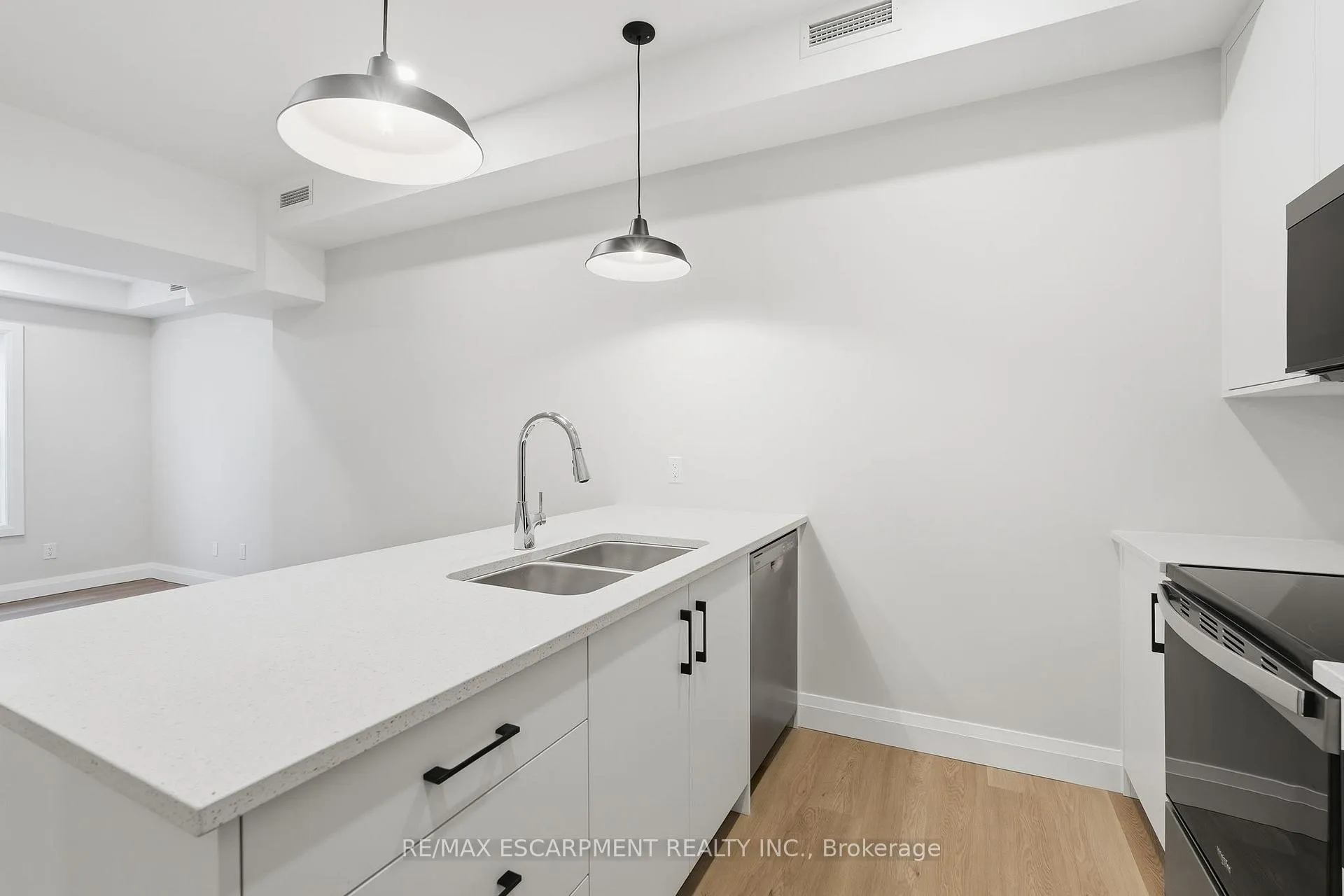 Photo 51 of Unit 1, 231 Park Street N, Hamilton, Central — HOMEH