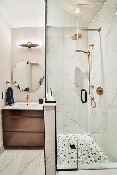Photo 235 of 2284 Sideroad 1, Burlington, Rural Burlington — HOMEH