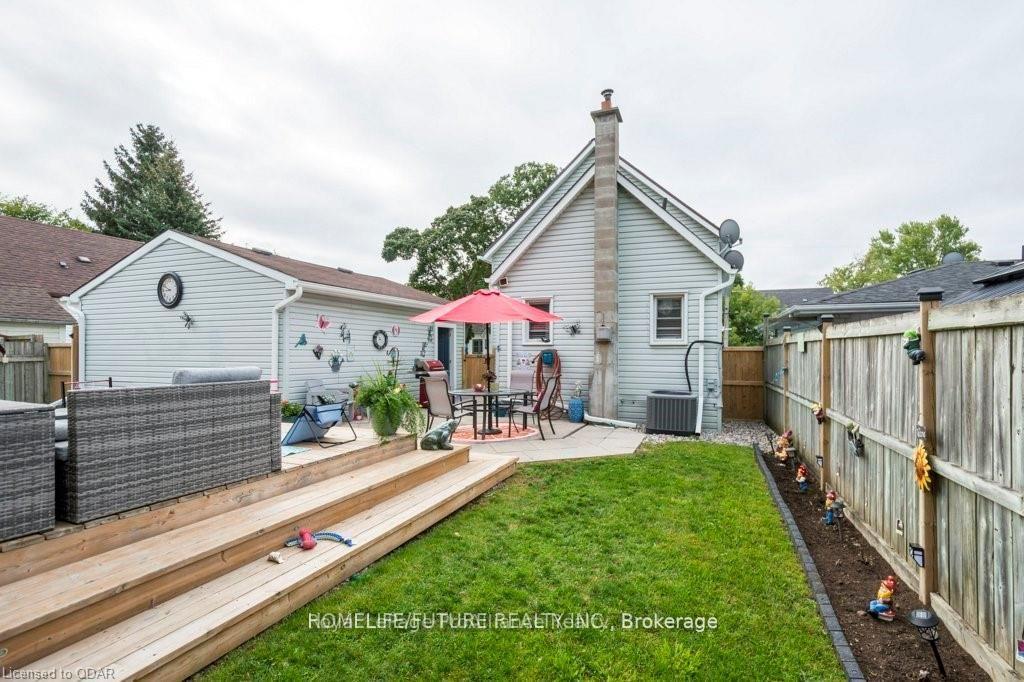 Photo 27 of 58 Burton Street, Belleville, Belleville Ward — HOMEH