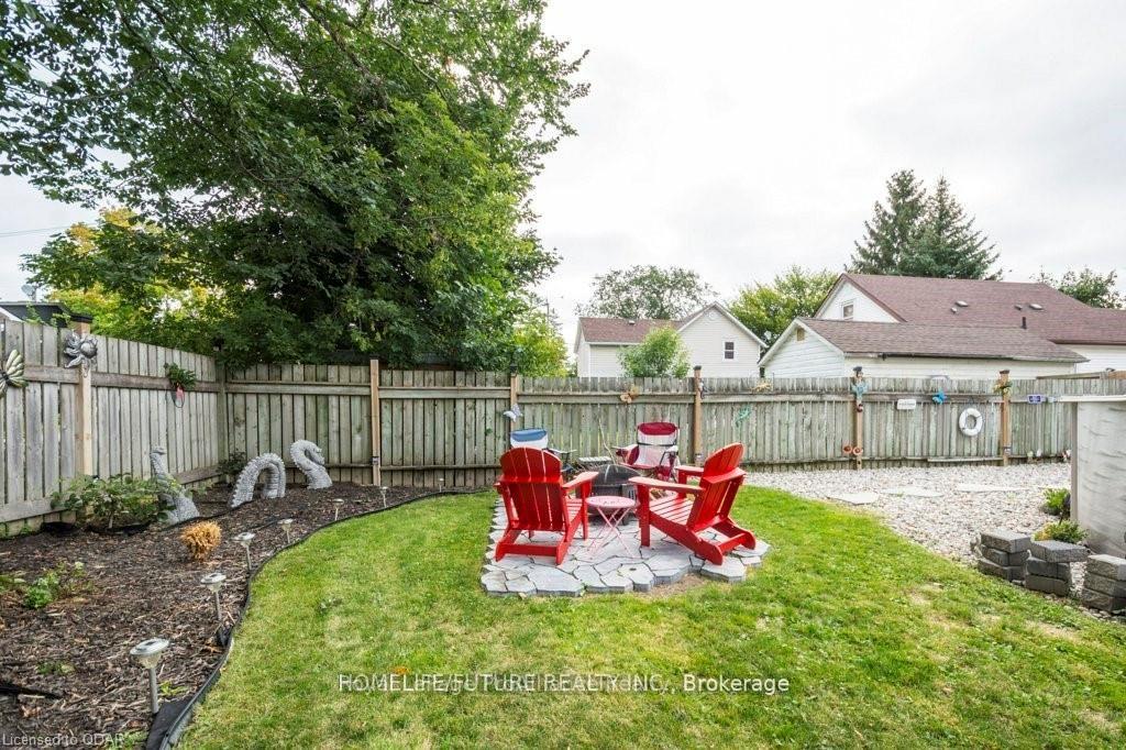 Photo 28 of 58 Burton Street, Belleville, Belleville Ward — HOMEH