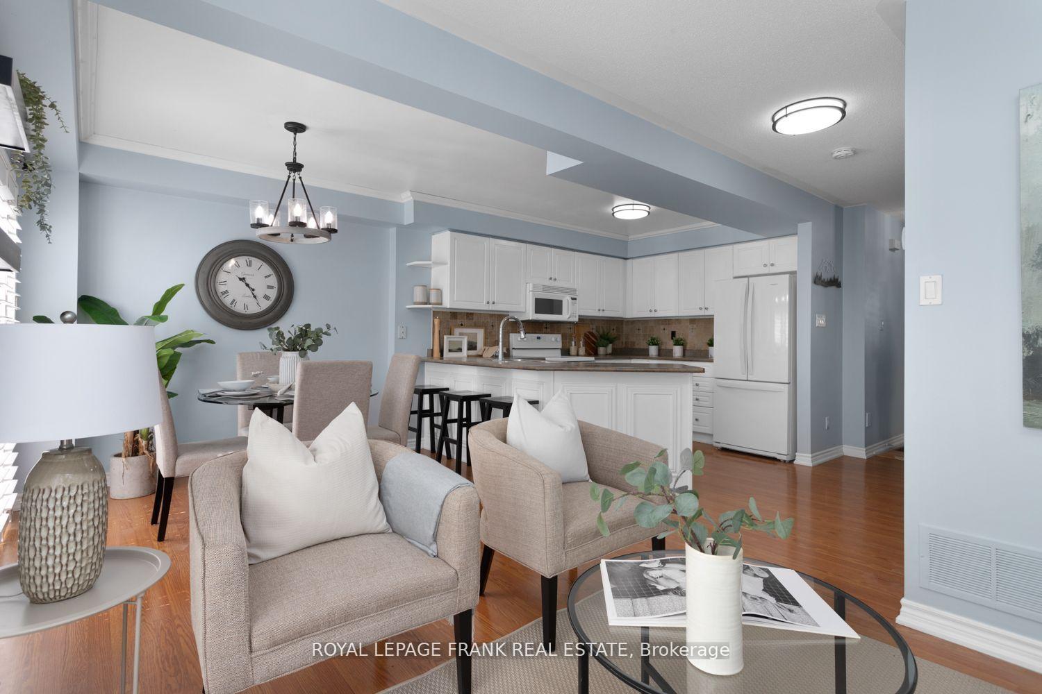 Photo 9 of 88 Richfield Square, Clarington, Courtice — HOMEH