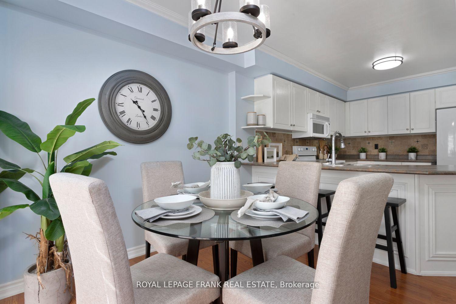 Photo 10 of 88 Richfield Square, Clarington, Courtice — HOMEH