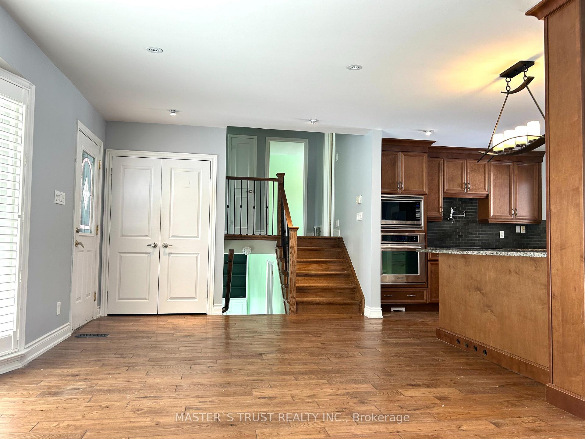 Photo 10 of 5183 Cherryhill Crescent, Burlington, Appleby — HOMEH
