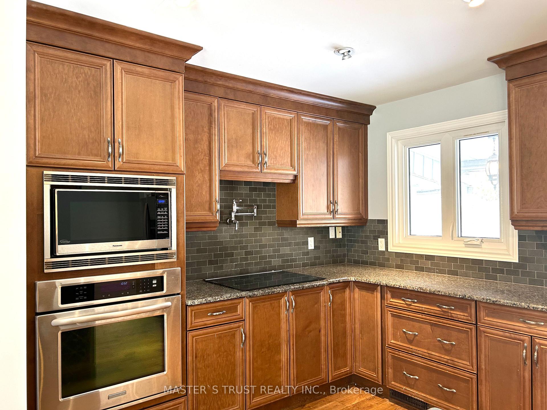 Photo 12 of 5183 Cherryhill Crescent, Burlington, Appleby — HOMEH