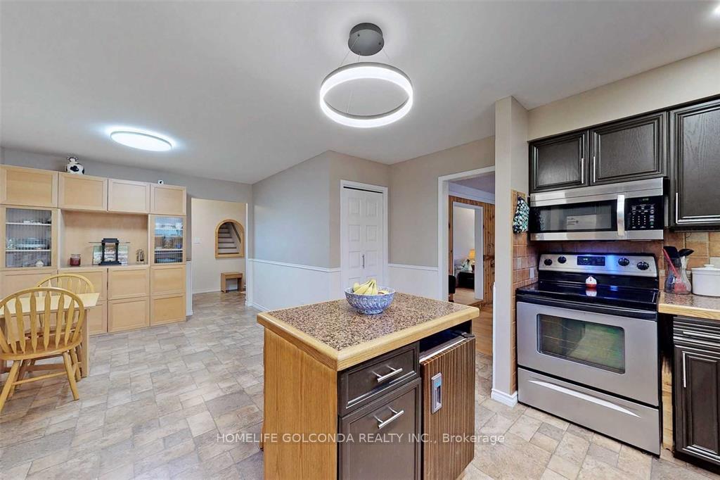 Photo 14 of 5 Bruce Avenue, Georgina, Keswick South — HOMEH