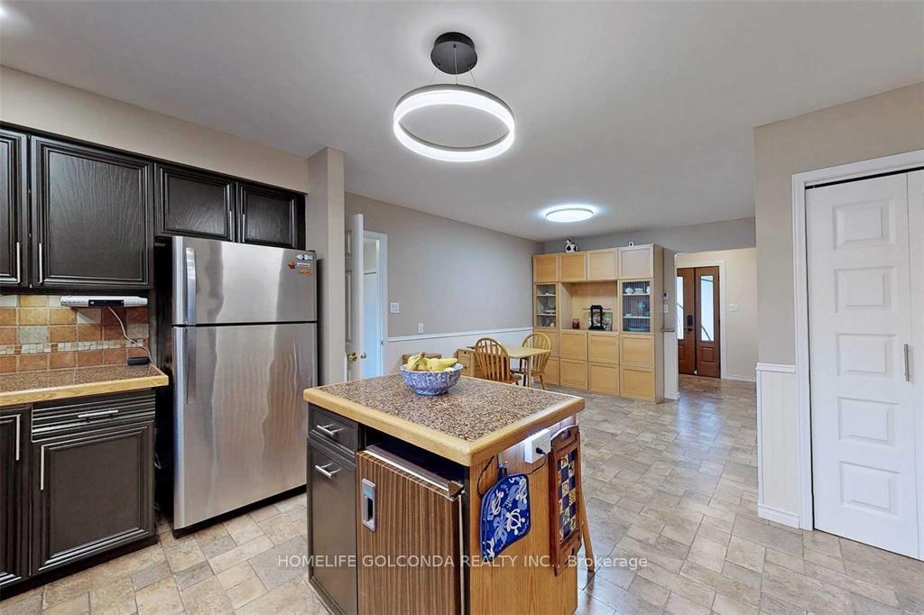 Photo 15 of 5 Bruce Avenue, Georgina, Keswick South — HOMEH