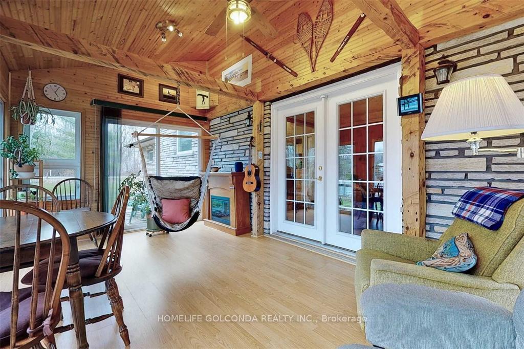 Photo 18 of 5 Bruce Avenue, Georgina, Keswick South — HOMEH
