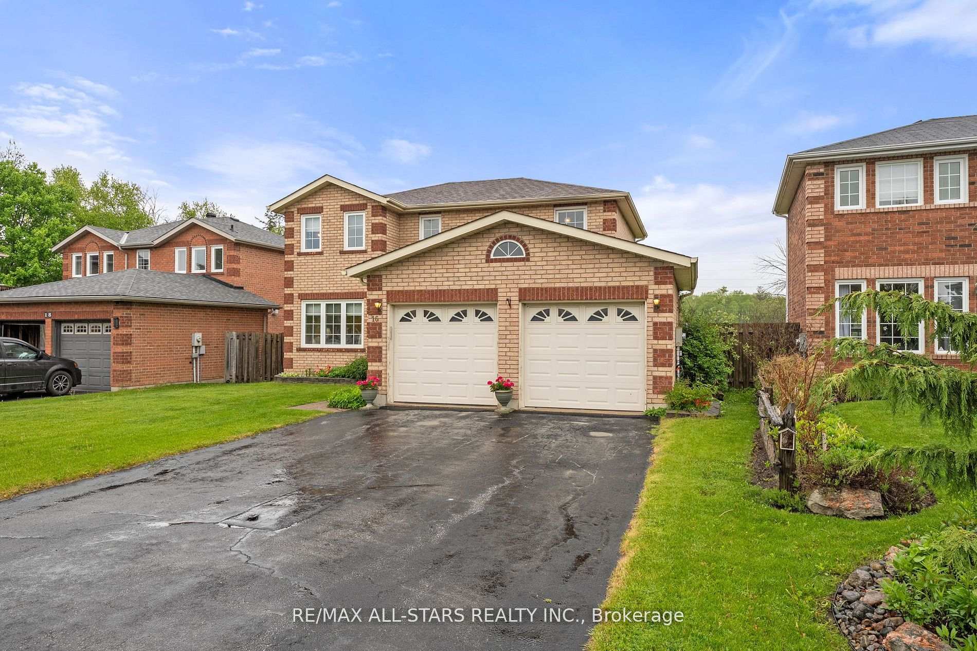 Photo 30 of 16 Iveagh Drive, Georgina, Keswick North — HOMEH