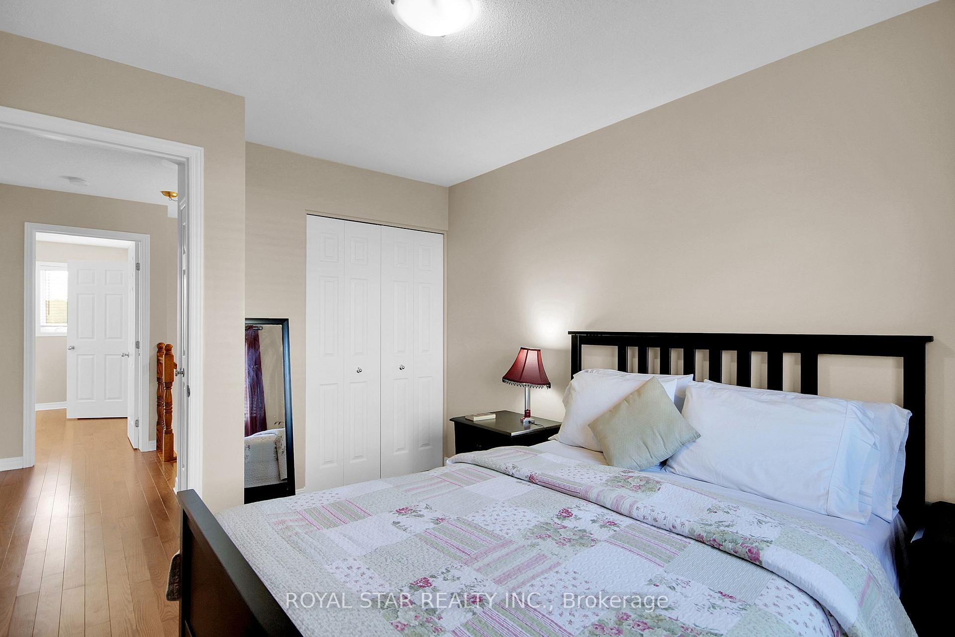 Photo 20 of 90 Longshire Circle, Ottawa, Barrhaven - Longfields — HOMEH