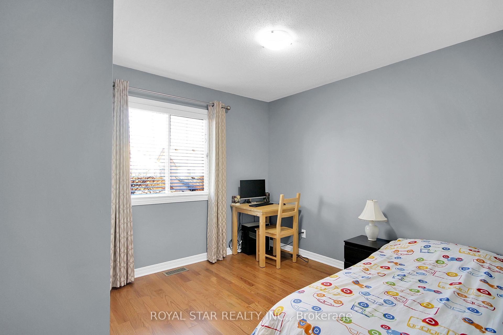 Photo 21 of 90 Longshire Circle, Ottawa, Barrhaven - Longfields — HOMEH