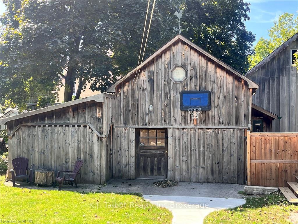 Photo 5 of 178 Gibbons Street, Goderich, Goderich (Town) — HOMEH