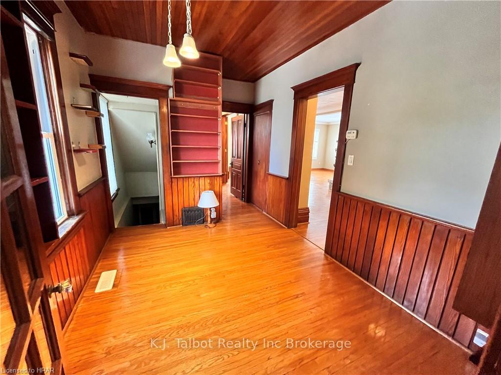 Photo 11 of 178 Gibbons Street, Goderich, Goderich (Town) — HOMEH