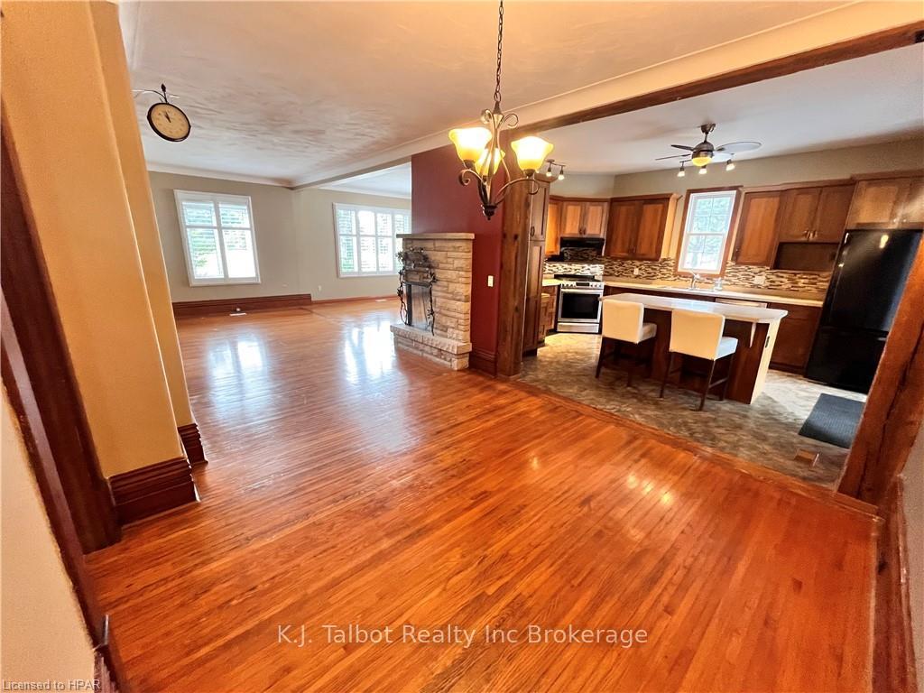 Photo 13 of 178 Gibbons Street, Goderich, Goderich (Town) — HOMEH