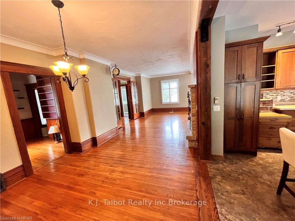 Photo 15 of 178 Gibbons Street, Goderich, Goderich (Town) — HOMEH