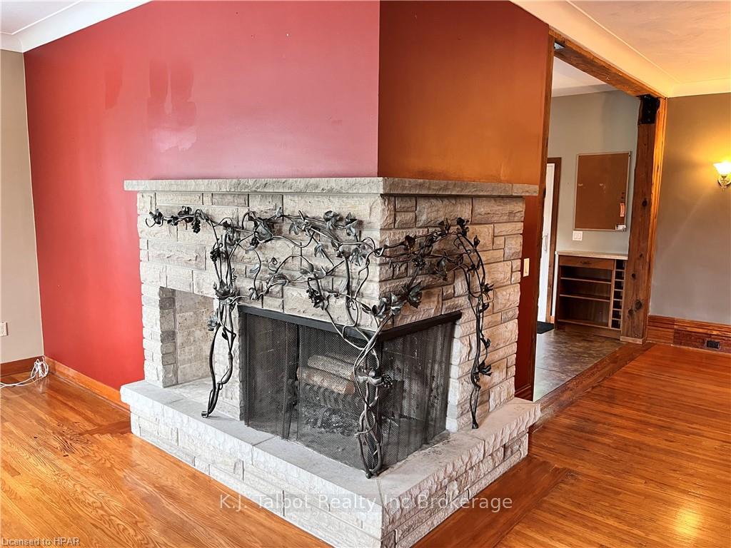 Photo 24 of 178 Gibbons Street, Goderich, Goderich (Town) — HOMEH