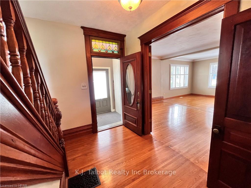 Photo 26 of 178 Gibbons Street, Goderich, Goderich (Town) — HOMEH
