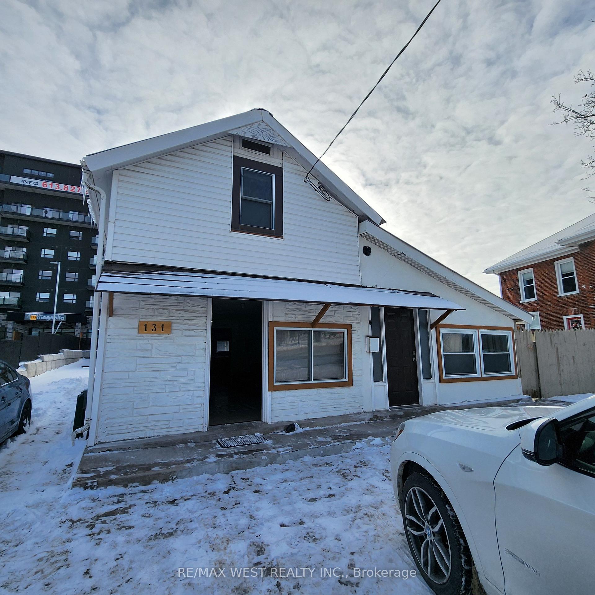 Photo 2 of 131 Station Street, Belleville, Belleville Ward — HOMEH