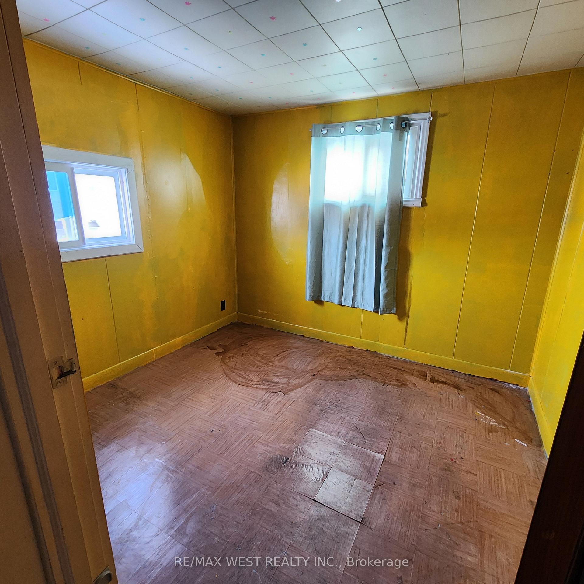 Photo 19 of 131 Station Street, Belleville, Belleville Ward — HOMEH