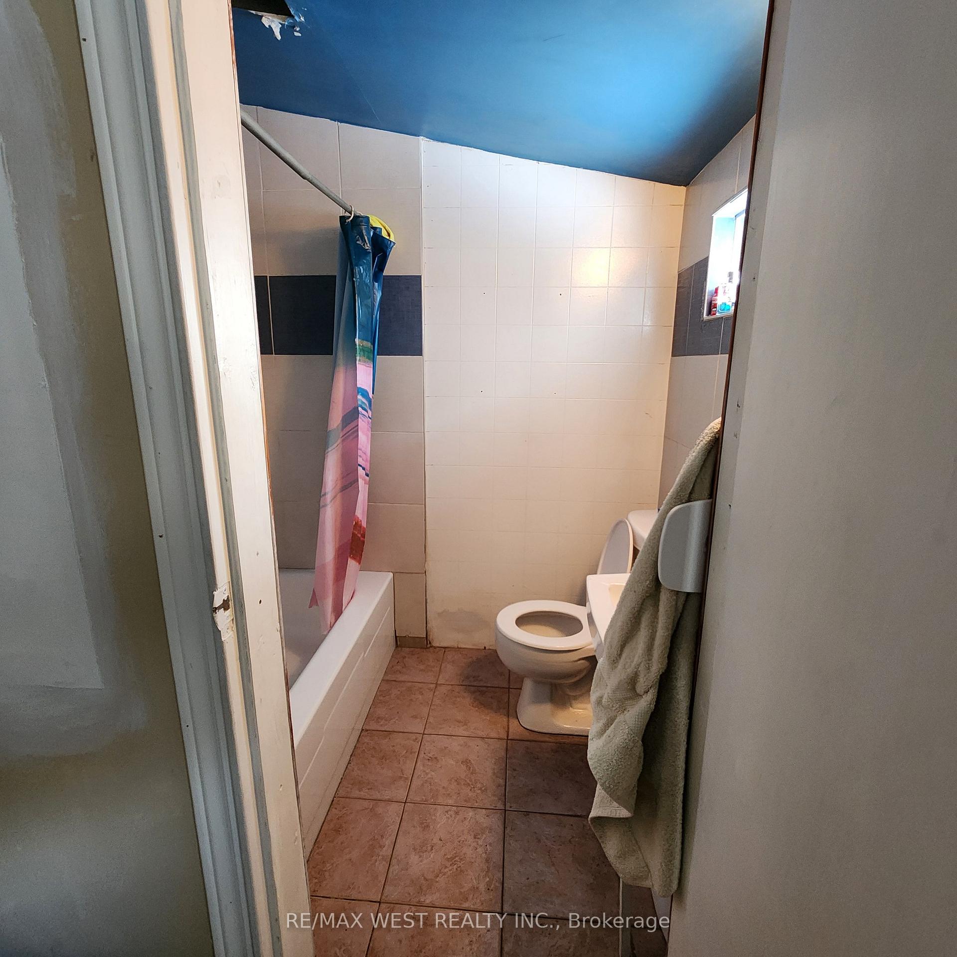 Photo 30 of 131 Station Street, Belleville, Belleville Ward — HOMEH