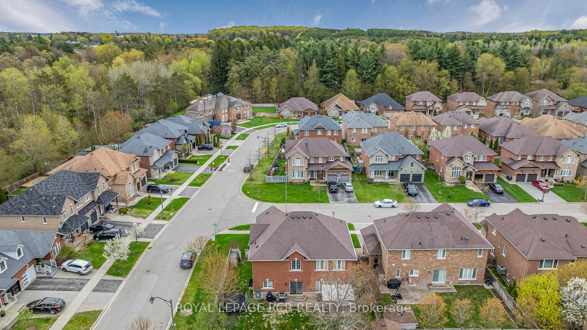 Photo 35 of 2 Littlebrook Lane, Caledon, Caledon East — HOMEH