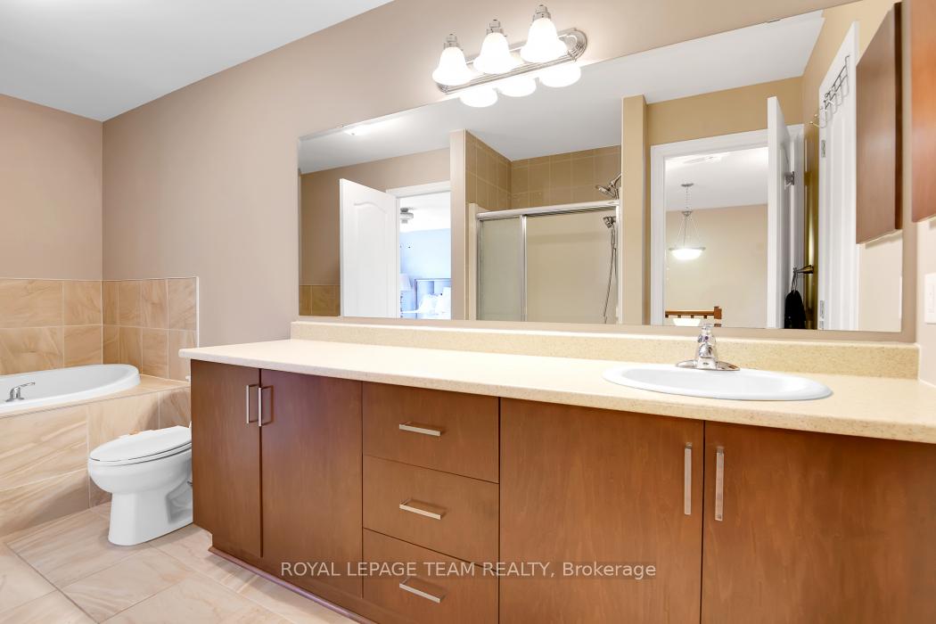 Photo 12 of 727 Hazelnut Crescent, Ottawa, Blossom Park/Kemp Park/Findlay Creek — HOMEH