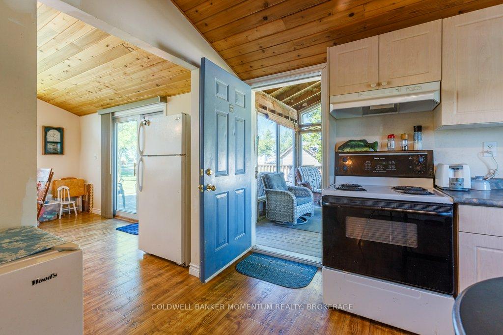 Photo 10 of 38 Derner Line, Haldimand — HOMEH
