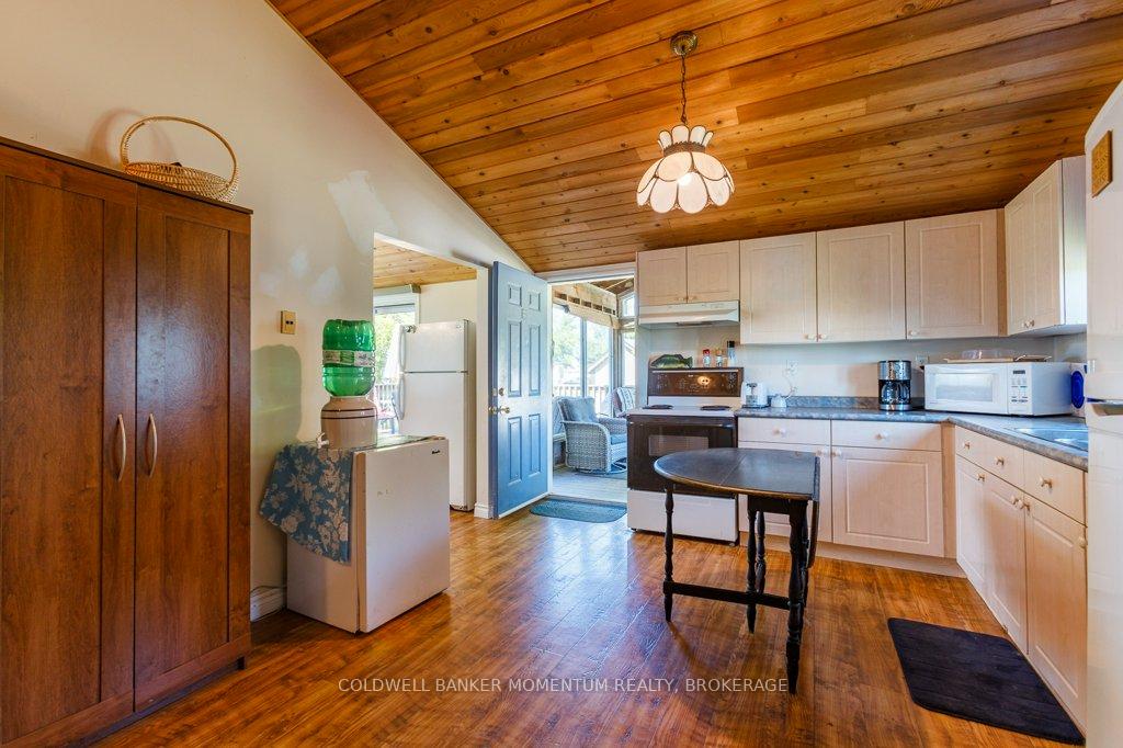 Photo 13 of 38 Derner Line, Haldimand — HOMEH