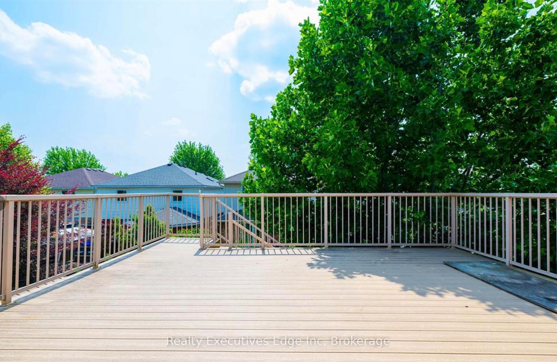 Photo 6 of Unit A, 276 Watson Parkway, Guelph, Grange Road — HOMEH